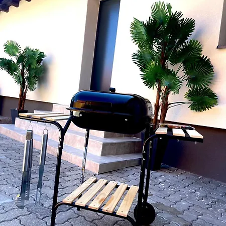 Maison Privative Jacuzzi Sauna Salle De Jeux