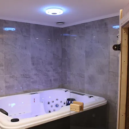 Maison Privative Jacuzzi Sauna Salle De Jeux Weitbruch