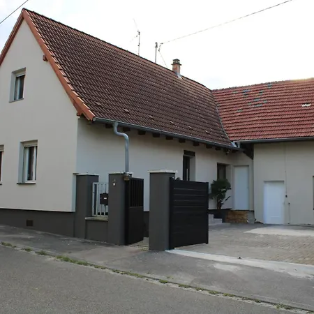 Maison Privative Jacuzzi Sauna Salle De Jeux Casa vacanze