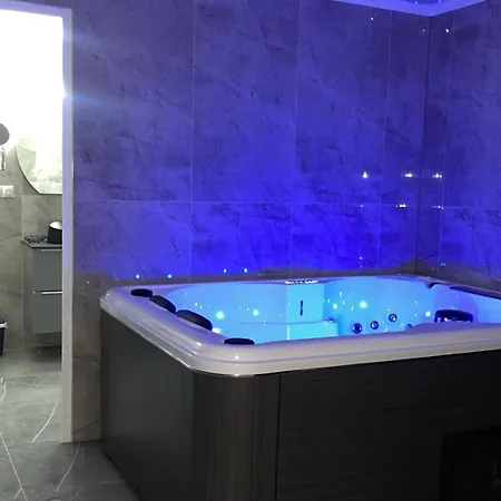 Maison Privative Jacuzzi Sauna Salle De Jeux Weitbruch