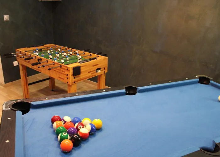 Maison Privative Jacuzzi Sauna Salle De Jeux