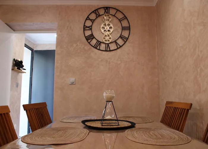 Maison Privative Jacuzzi Sauna Salle De Jeux