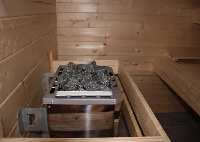 Dom wakacyjny Maison Privative Jacuzzi Sauna Salle De Jeux